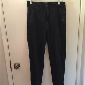 Charcoal Levi’s Ready For Fall